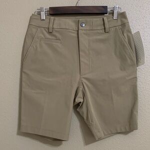 Lululemon Athletica Men's In City Limit Khaki Flat Front Shorts‎ 30 Waist